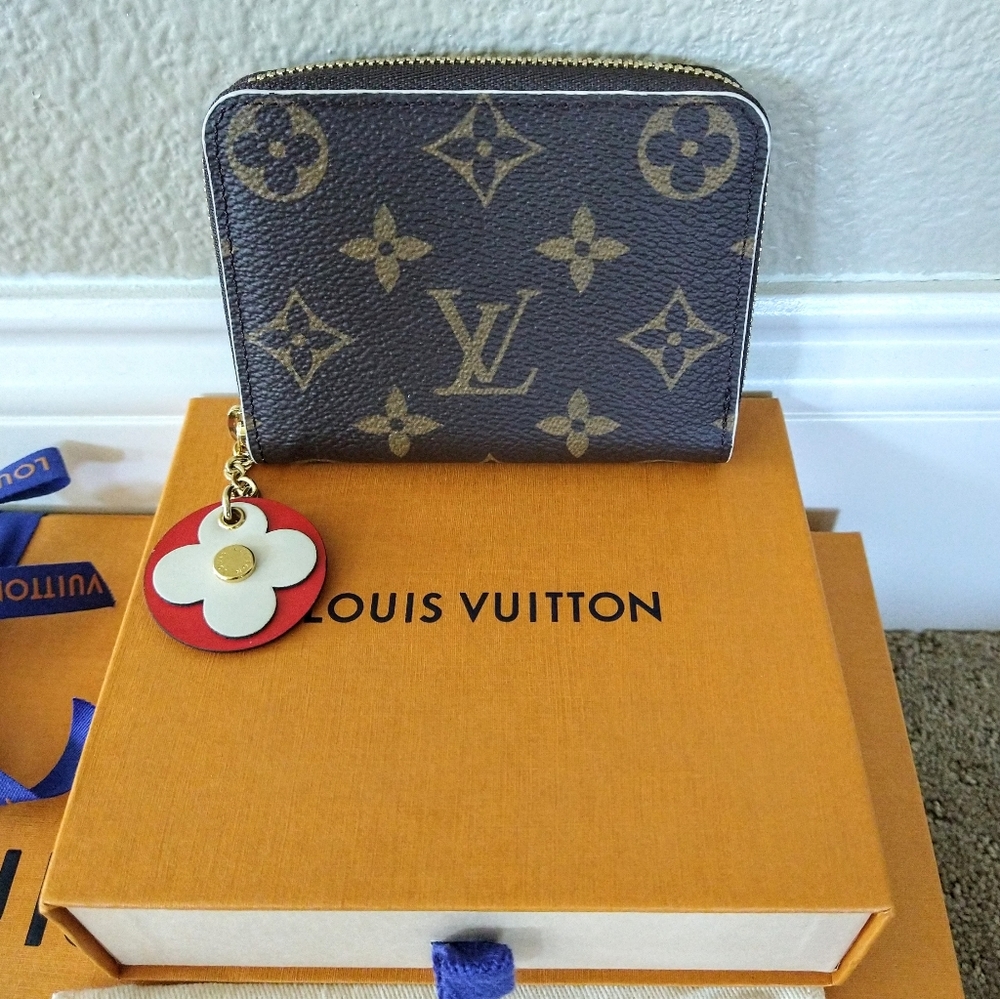Brand New LOUIS VUITTON Monogram Blooming Flowers Zippy Ltd Ed